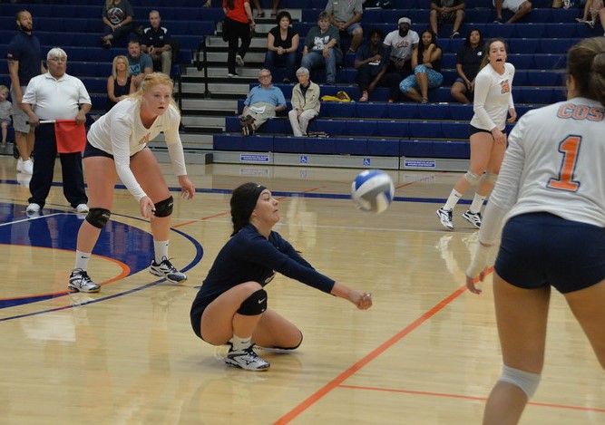 Giants sweep Porterville in home debut