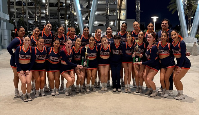 Giants' cheer captures Two-Year School, All-Girl Show Cheer Advanced title at USA Collegiate Championships