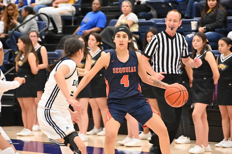 Giants rally past FCC; host state No. 9 Merced on Feb. 8