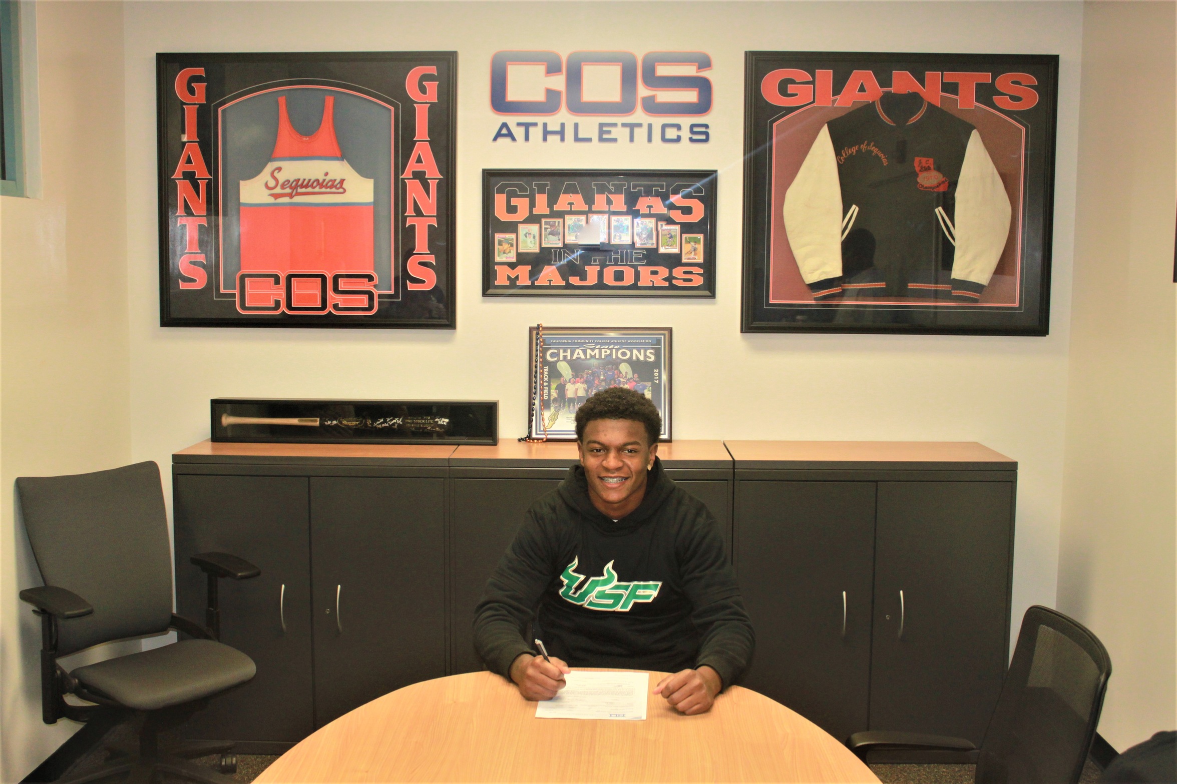 Hanford Native Littlejohn earns first team all-state, signs with University of South Florida: