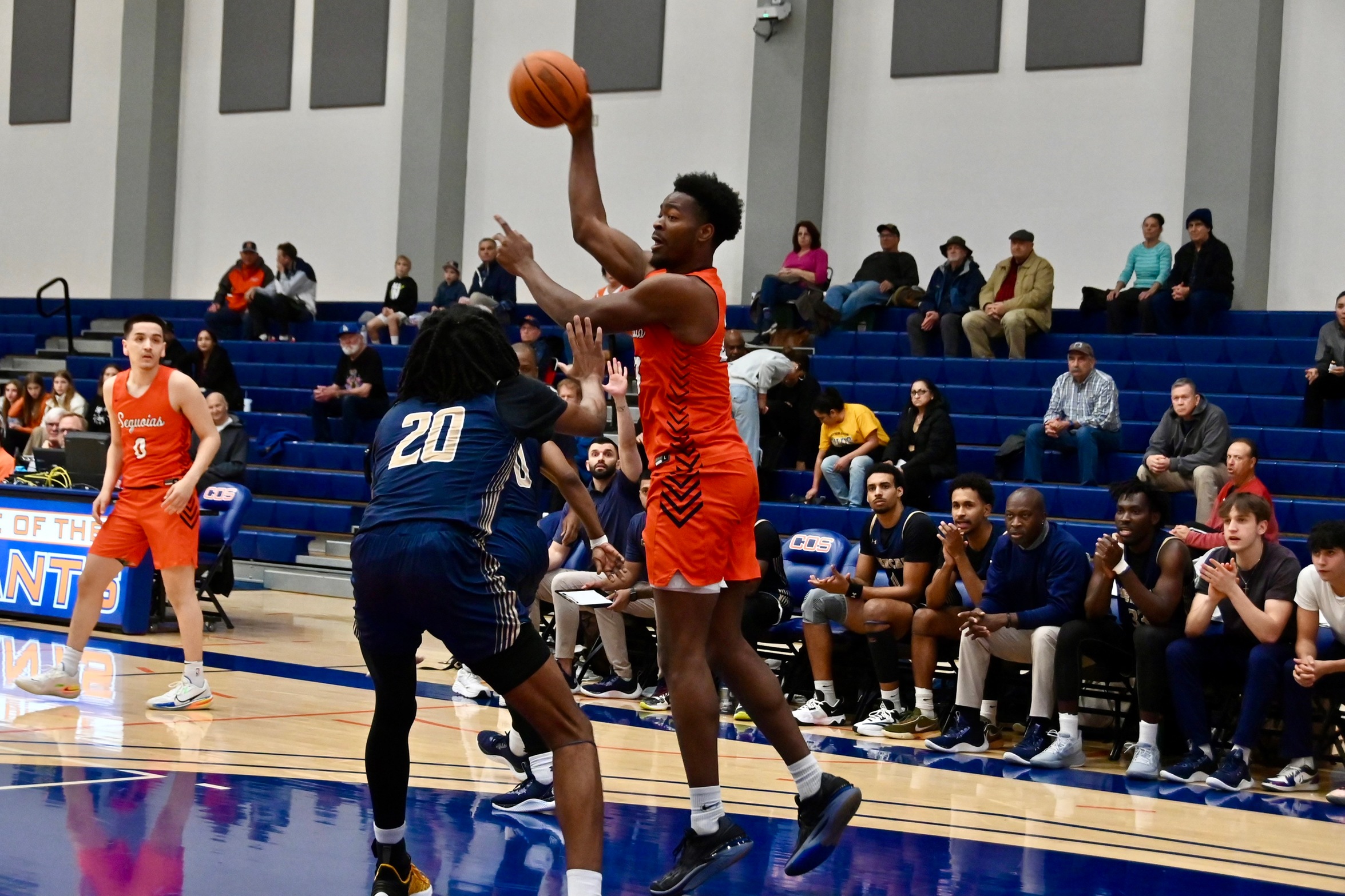 Giants men's basketball keep CVC lead within reach with comeback win over Merced