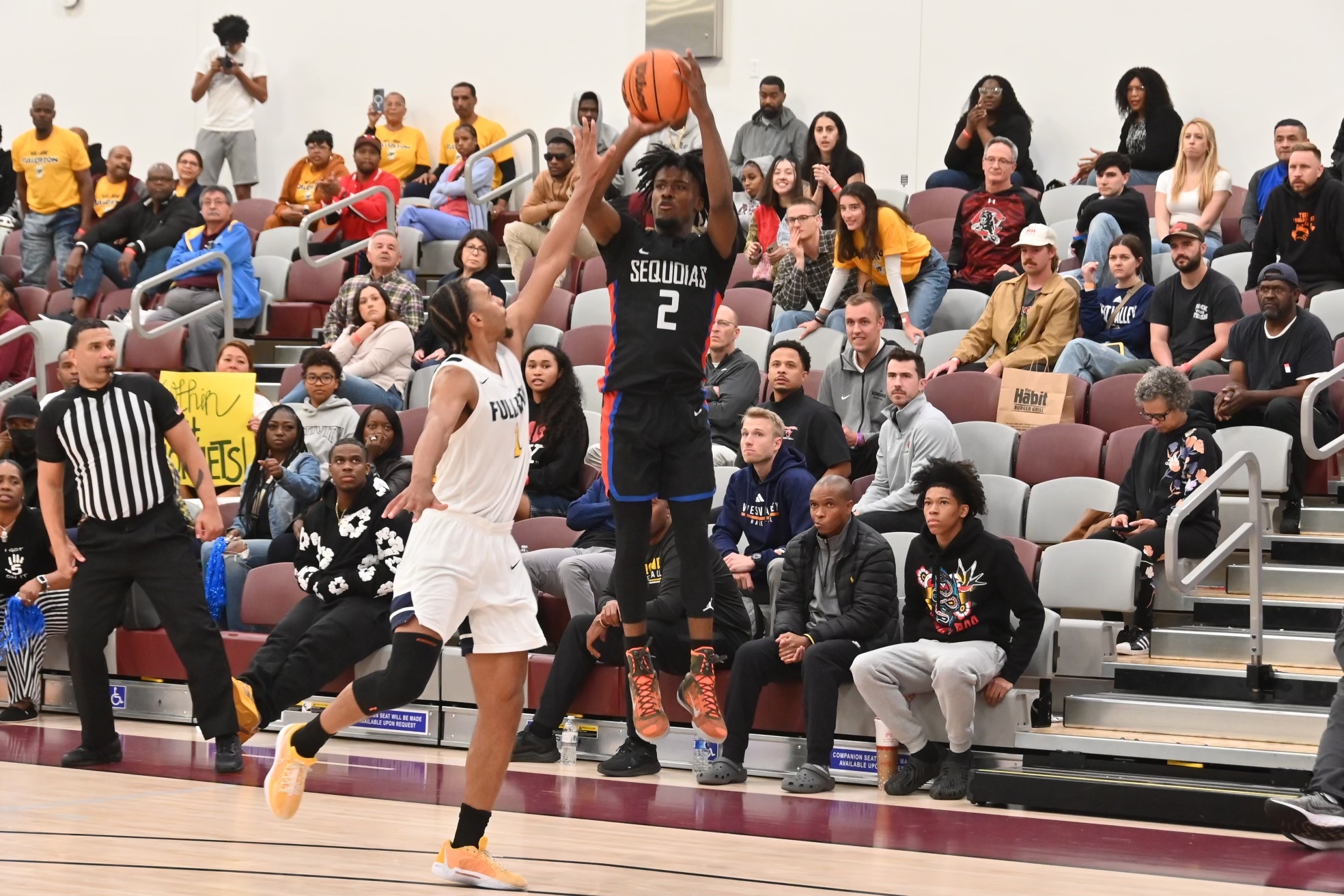 Giants top defending champ Fullerton in OT to reach state men's basketball final