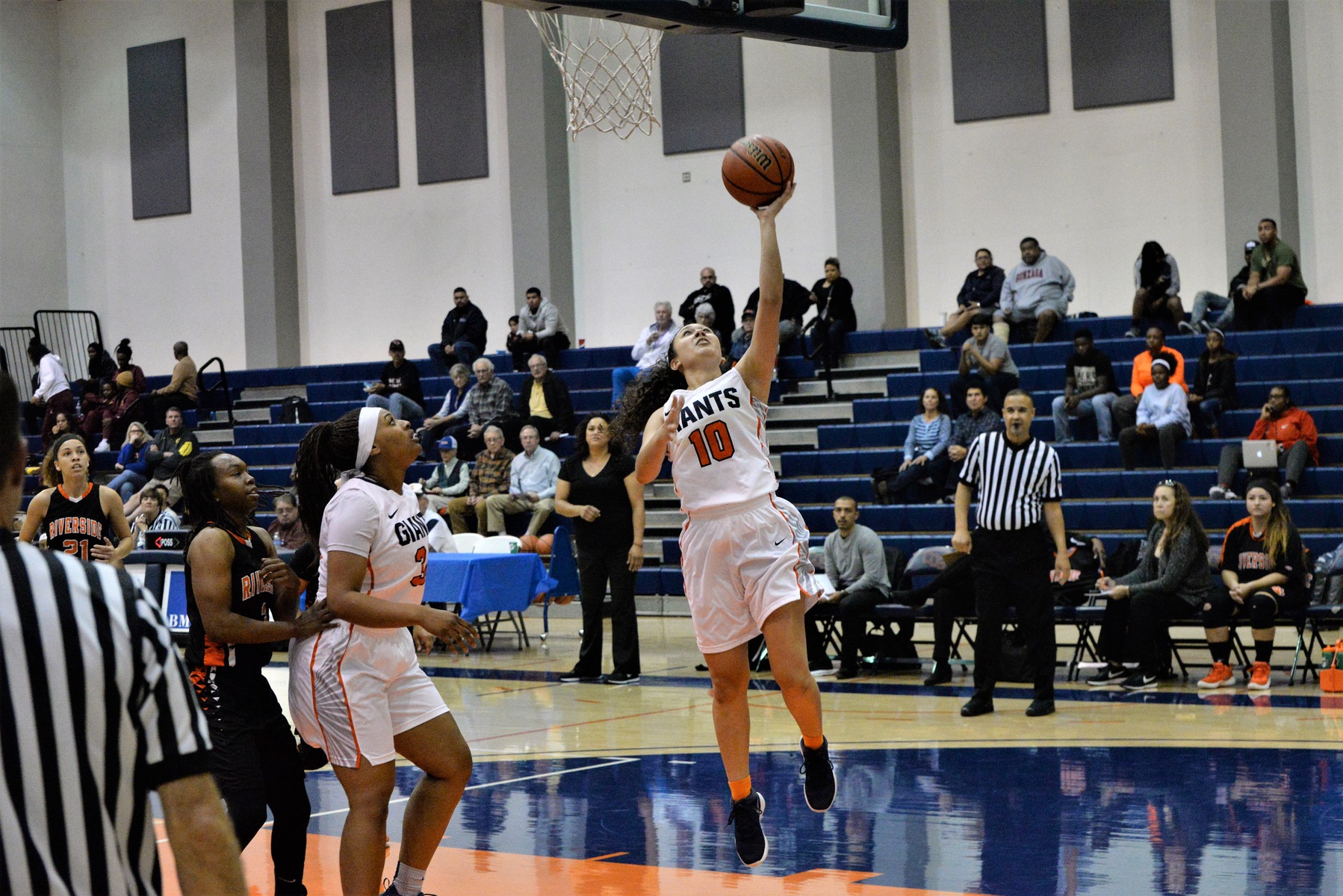 Giants defeat Riverside in first round of the Gilcrest Tournament