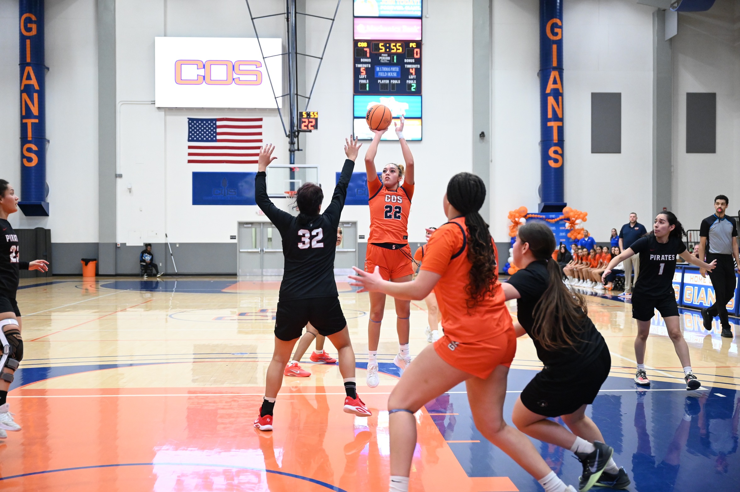 Giants cruise to eighth straight win, await seeding for NorCal Regional women's basketball playoffs
