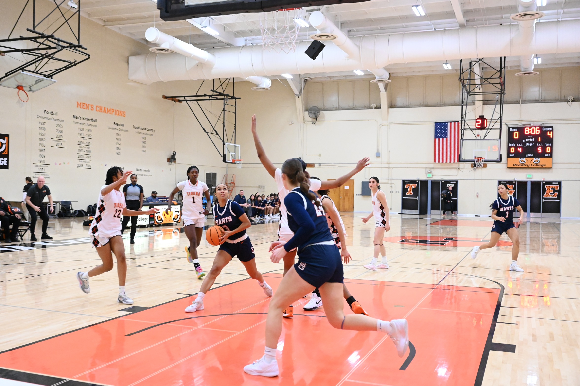 Giants women's basketball lose ground in CVC race following second straight defeat