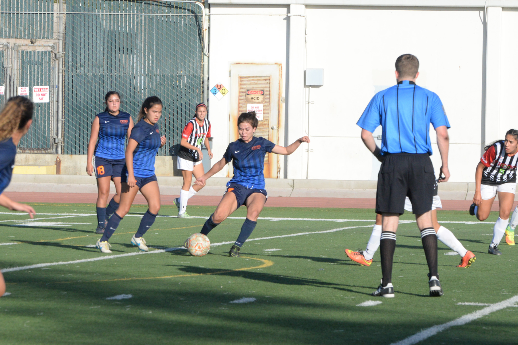 Women's Soccer win big on the road