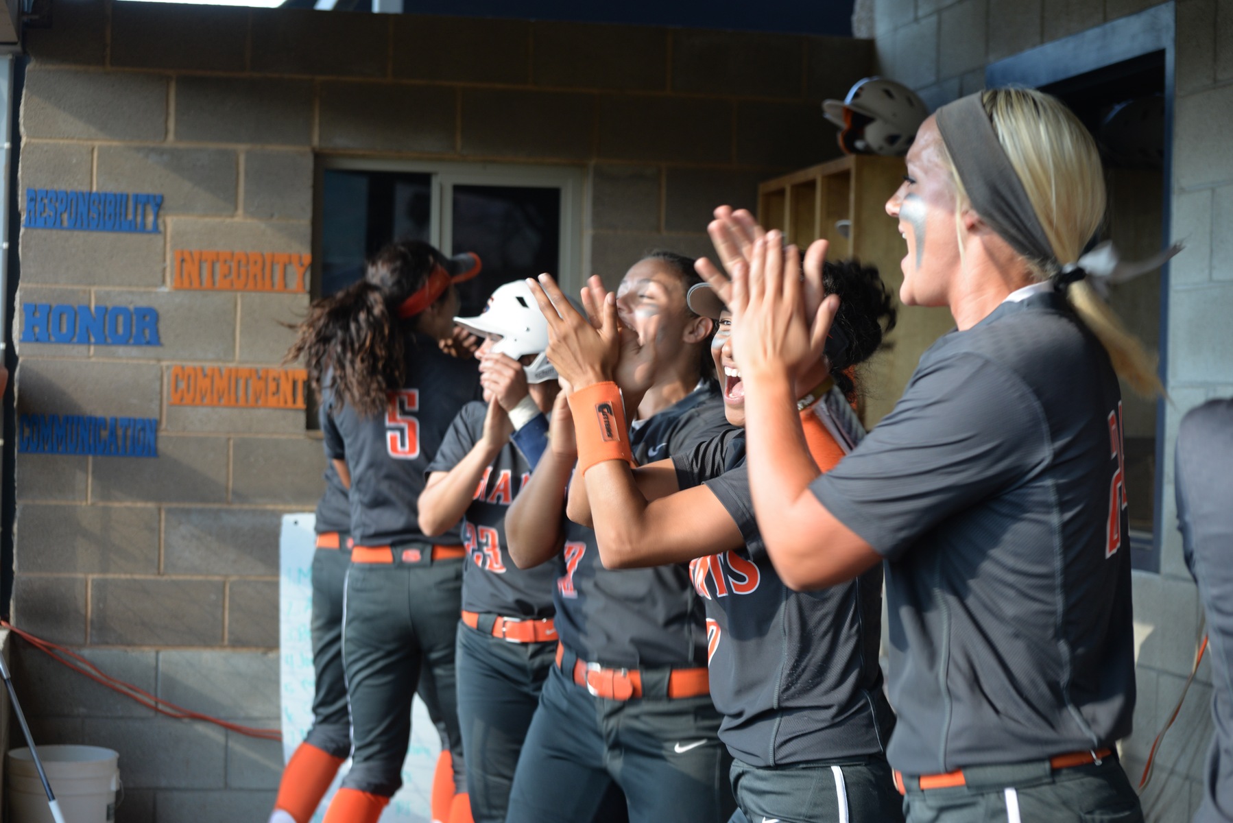 Giants blow past De Anza