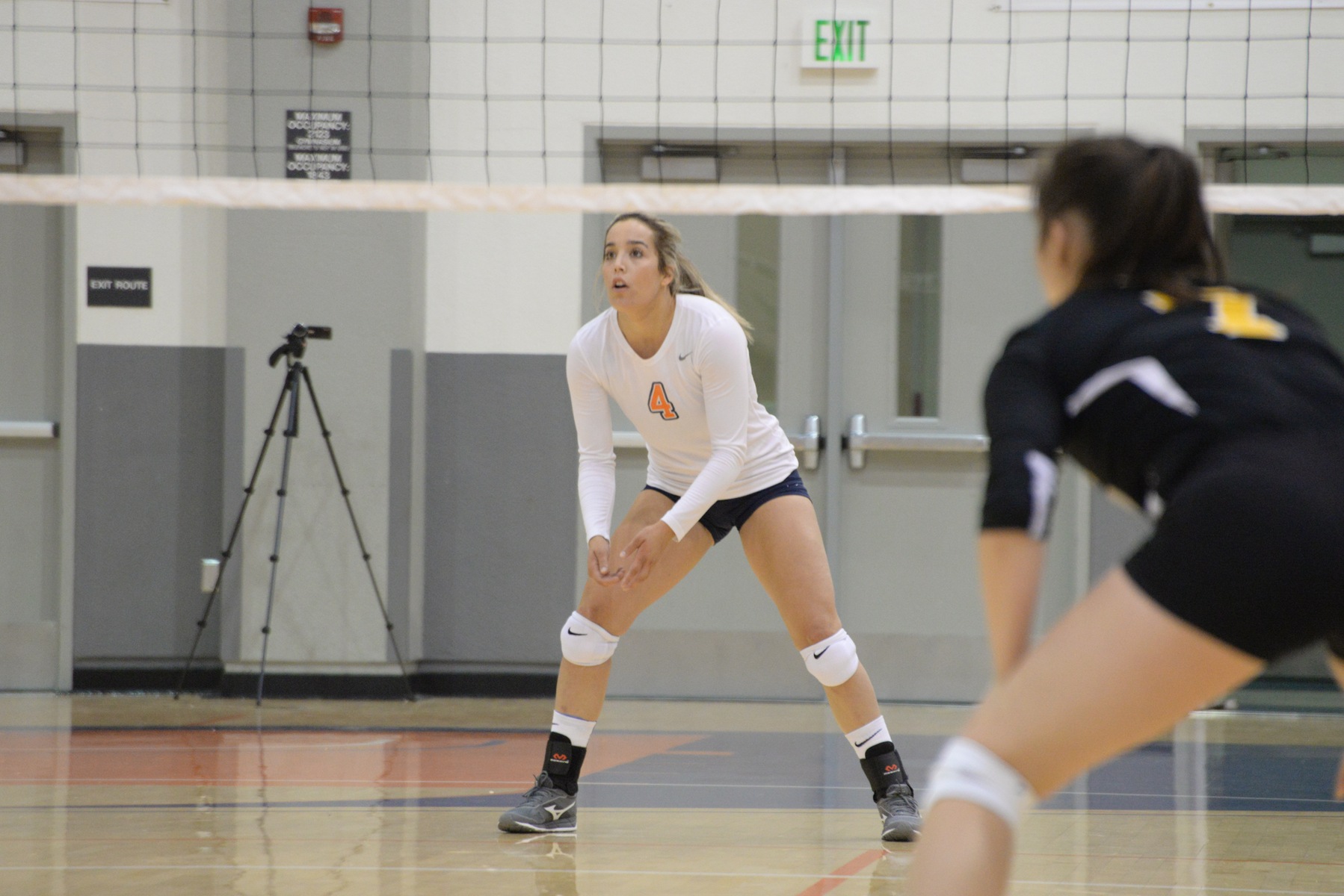 Giants win their fourth straight match
